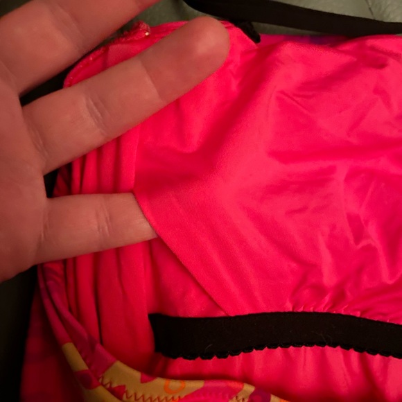 Beautiful Nanette Lepore one-piece suit - M - Picture 7 of 7